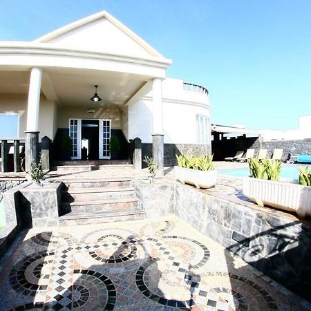 Casa Villa Portuguesa Tahiche Bagian luar foto